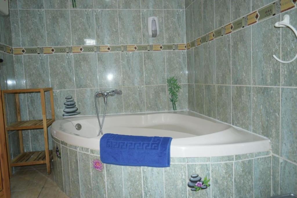 Apartament Casita Montana Clara Punta Mujeres Zewnętrze zdjęcie